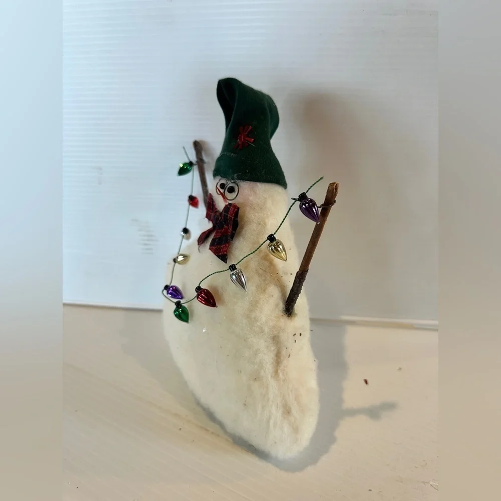 Plush Snowman Figurine with Holiday Lights – Cute Winter Tabletop Decor